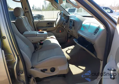 2002 Ford F-150 Lariat/Xlt из США, поврежденный, VIN 1FTRW07692KC44320